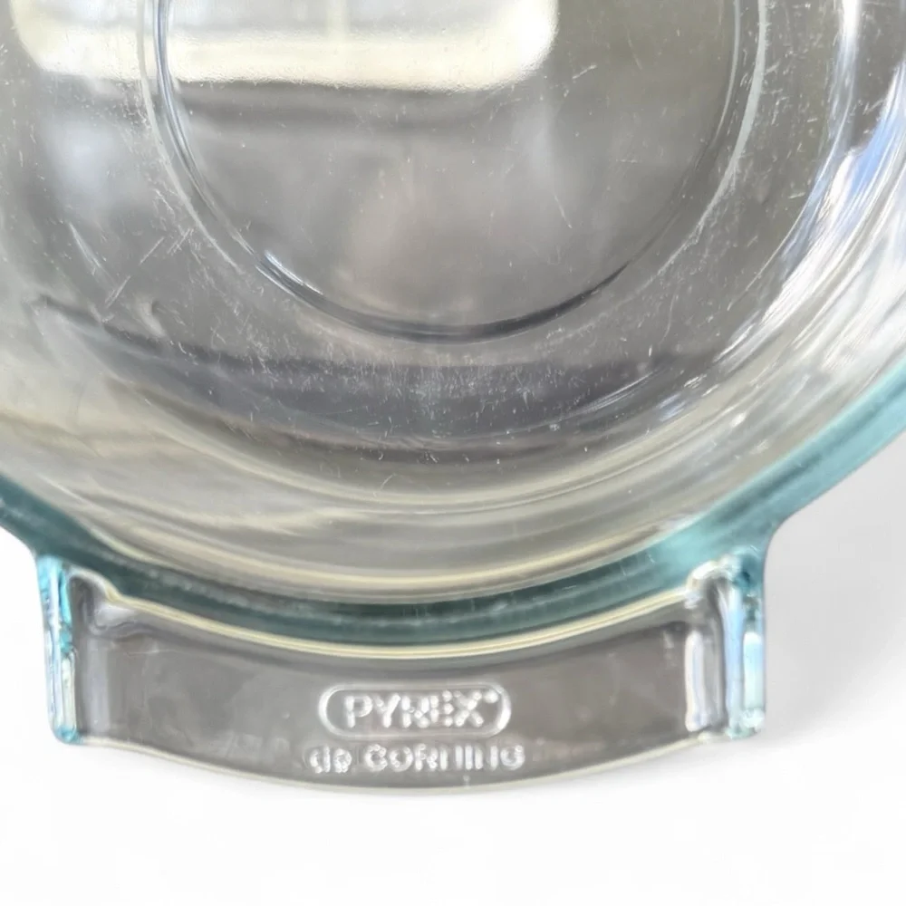 Pyrex discover charm
